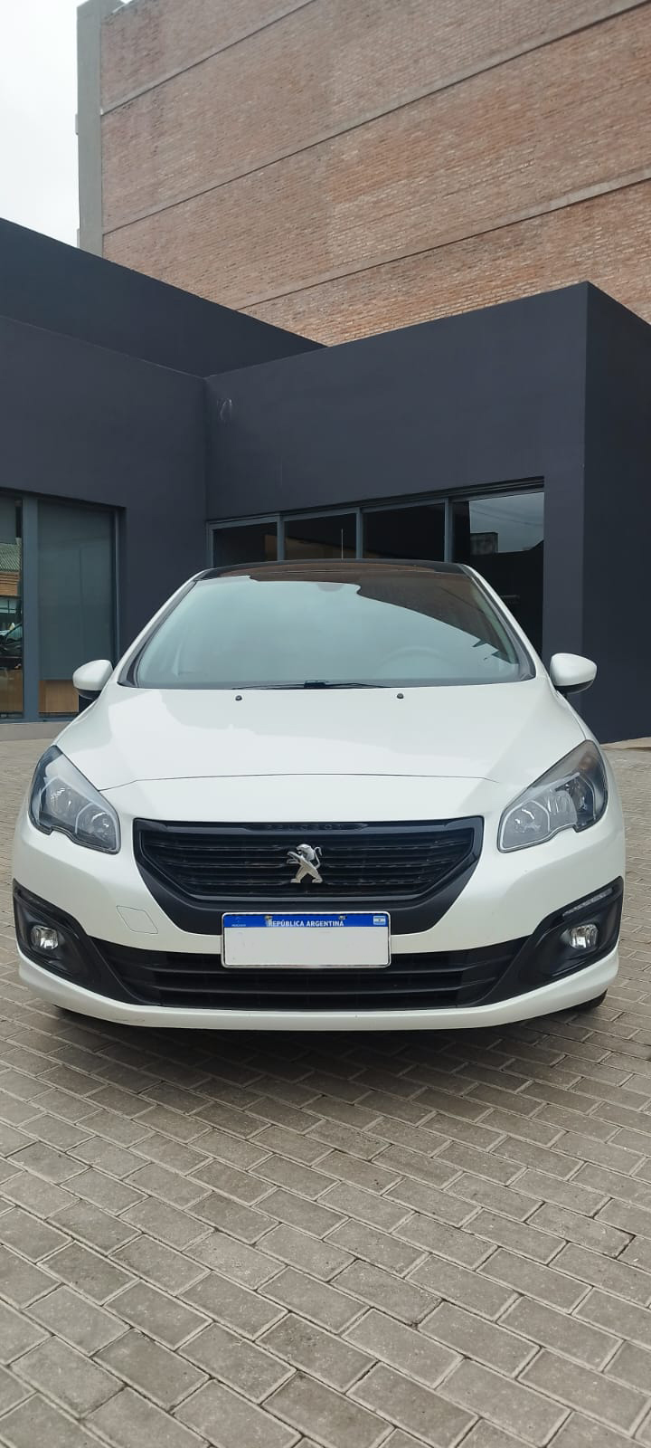 Peugeot 308 Allure Hdi 2022 - Imagen 2