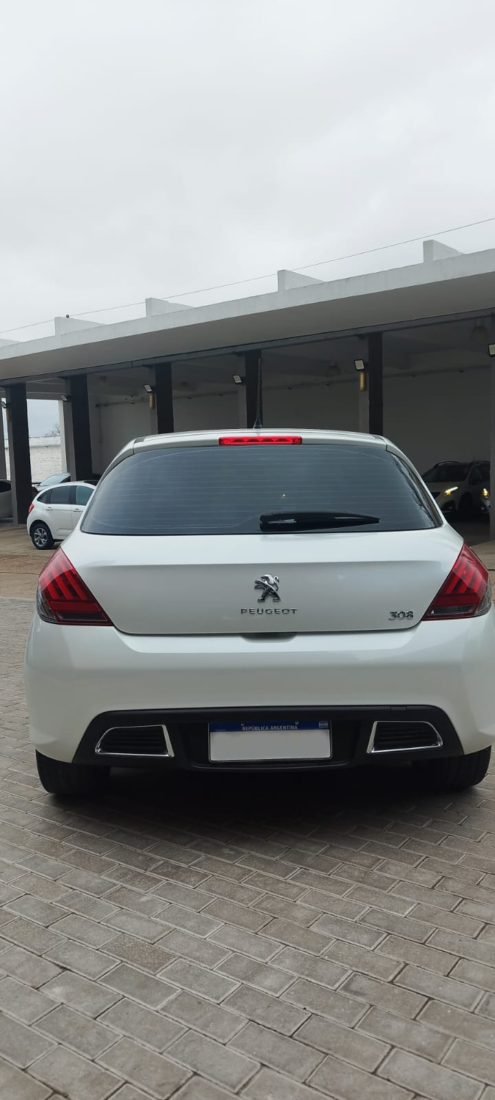 Peugeot 308 Allure Hdi 2022 - Imagen 4