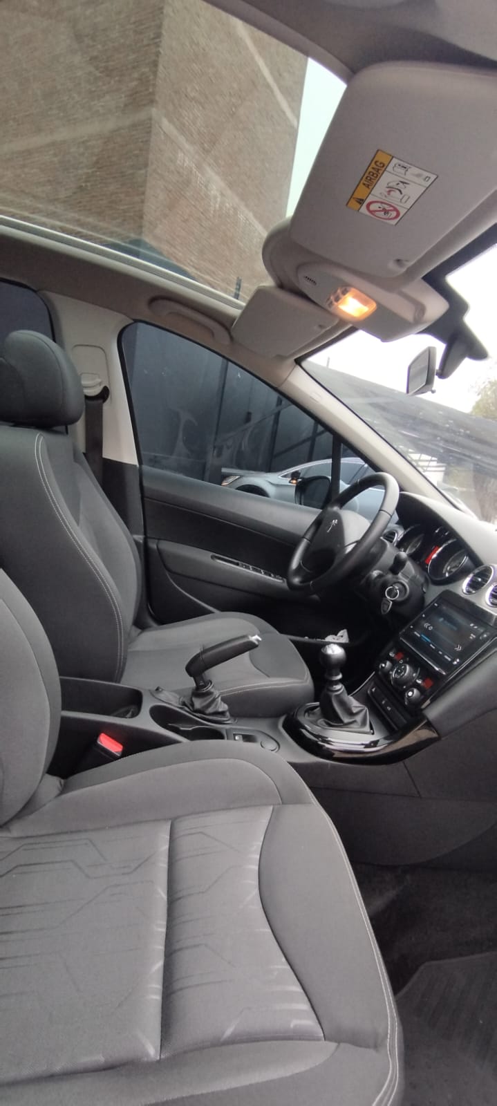 Peugeot 308 Allure Hdi 2022 - Imagen 8