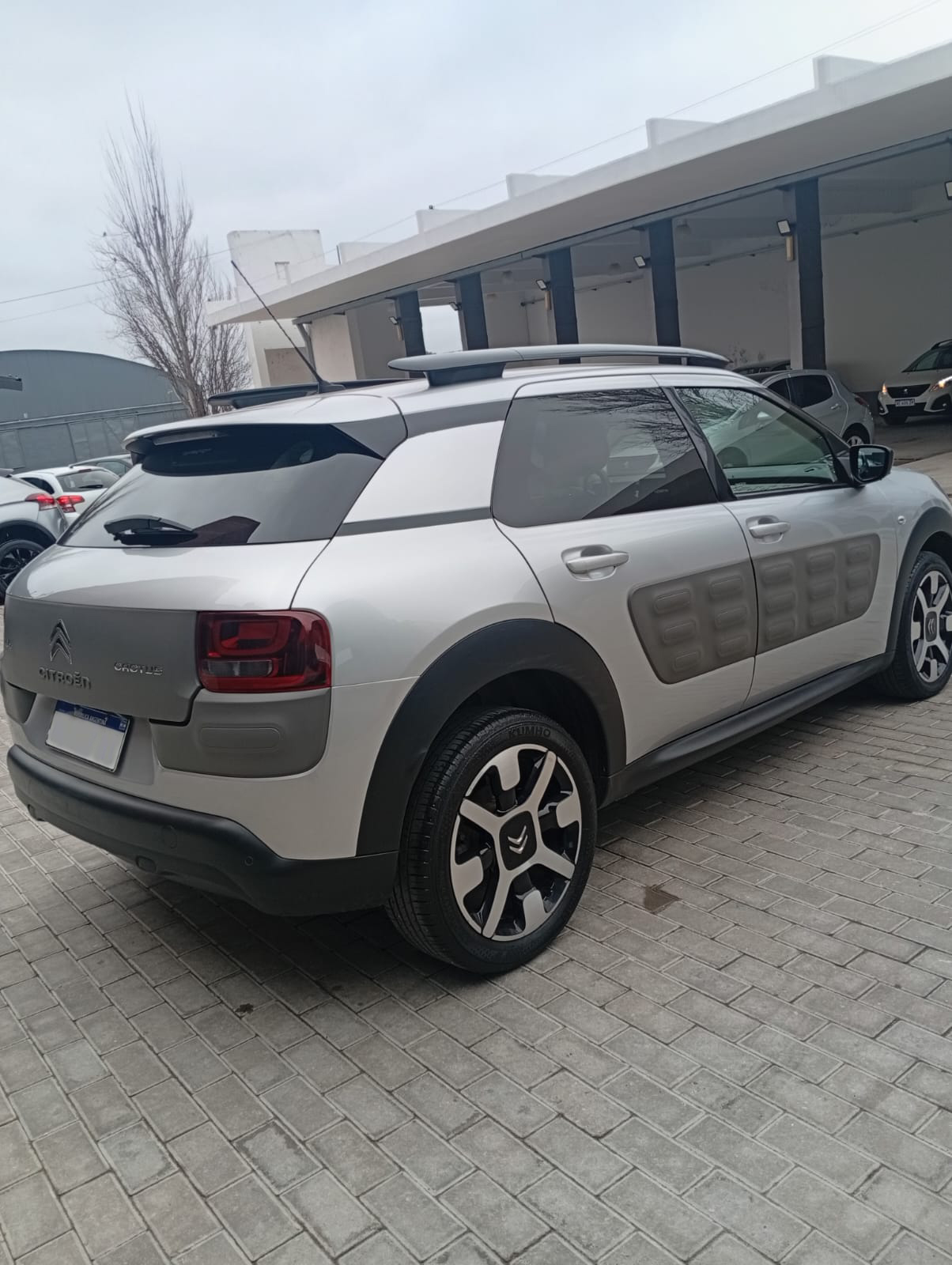 Citroen C4 Cactus 1.2 Shine 2018 - Imagen 4