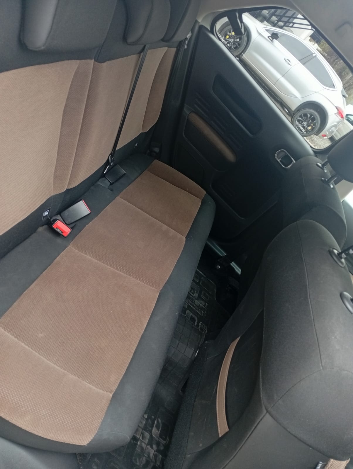 Citroen C4 Cactus 1.2 Shine 2018 - Imagen 8
